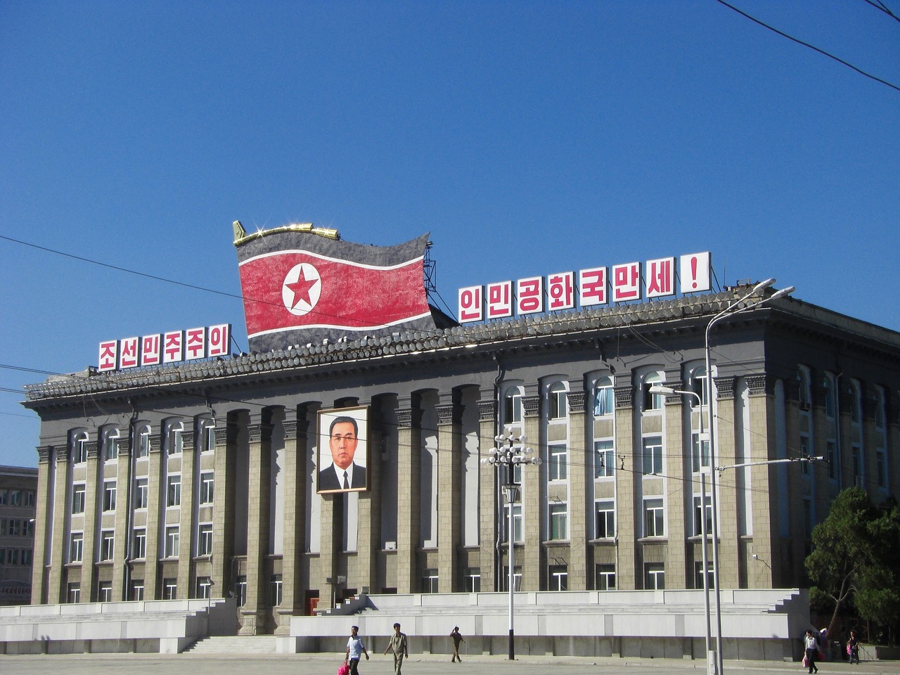 海外网评：美国洗不白原住民问题的原罪