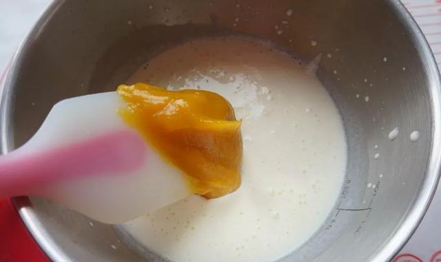 糍粑怎么用微波炉加热 糍粑可以在微波炉打起吃吗