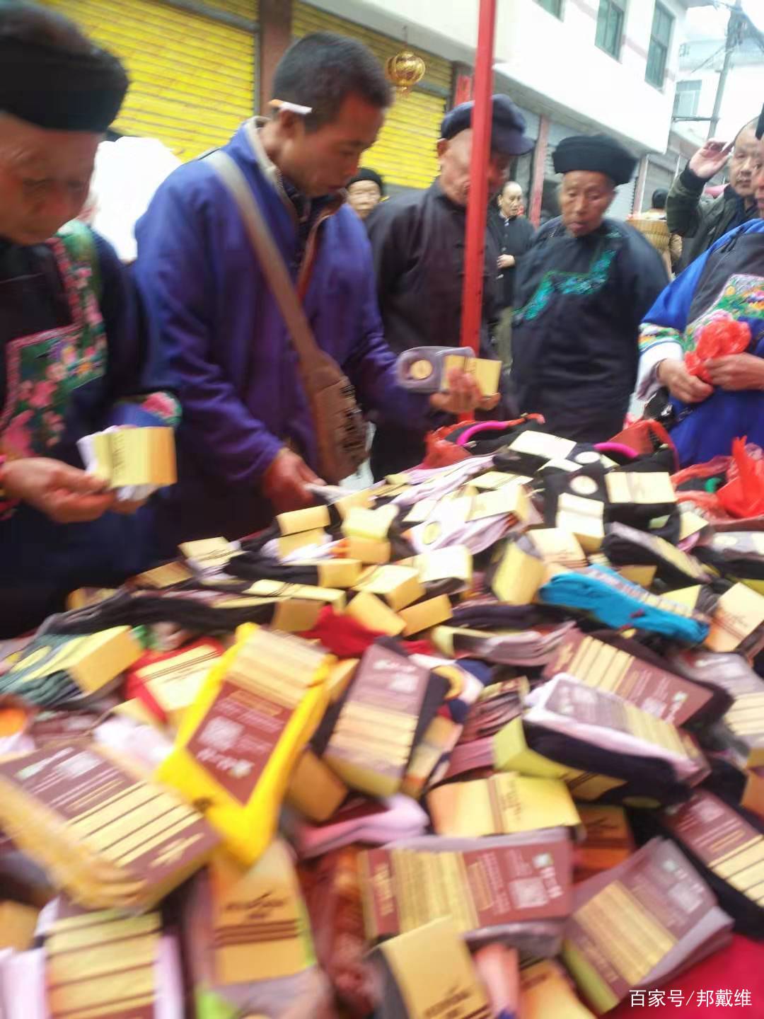热血江湖摆摊卖什么好 热血江湖摆摊卖什么好一点