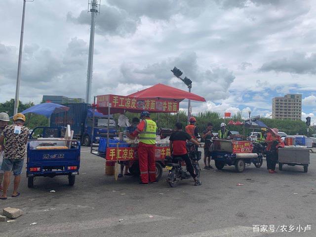 工地宿舍摆摊卖什么好 工地宿舍门口摆摊卖什么好