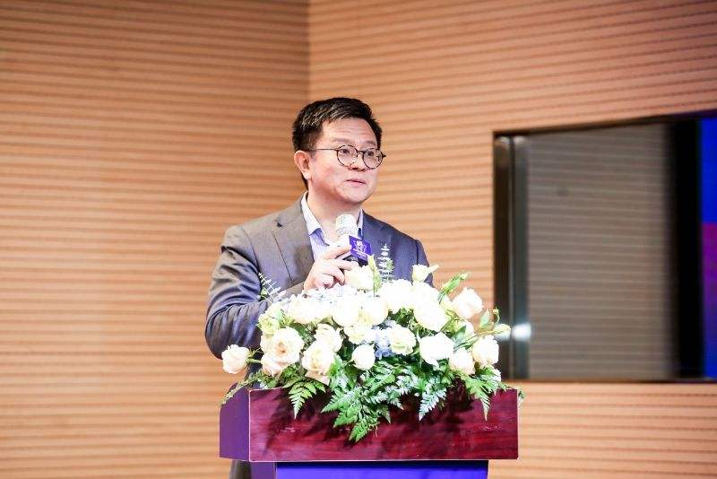 基金经理谈新能源汽车(新能源汽车最优秀基金经理)