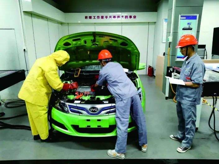 漯河新能源汽车在哪充电(漯河的新能源汽车在哪里买)