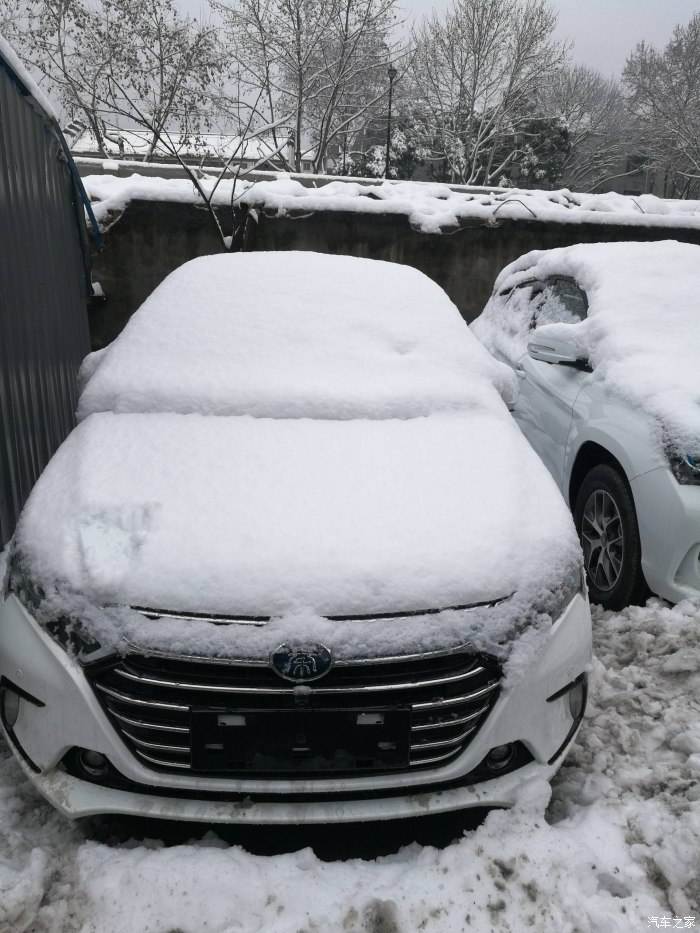 新能源汽车雪天充电技巧(新能源汽车雪天充电技巧视频)