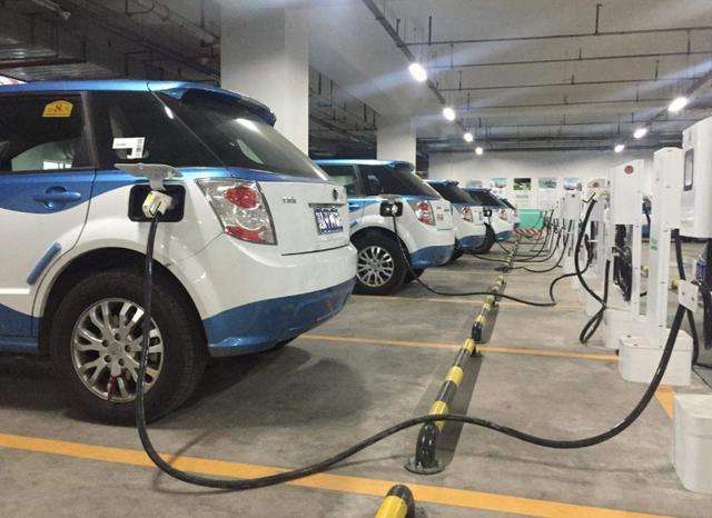 家庭充电新能源汽车(家庭用电能充电动汽车)